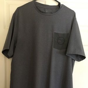 Vineyard Vines Performance Tee. Size Large.
